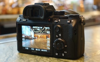 Sony α7 III ILCE-7M3のレビュー比較まとめ。イベント撮影と旅行の両方